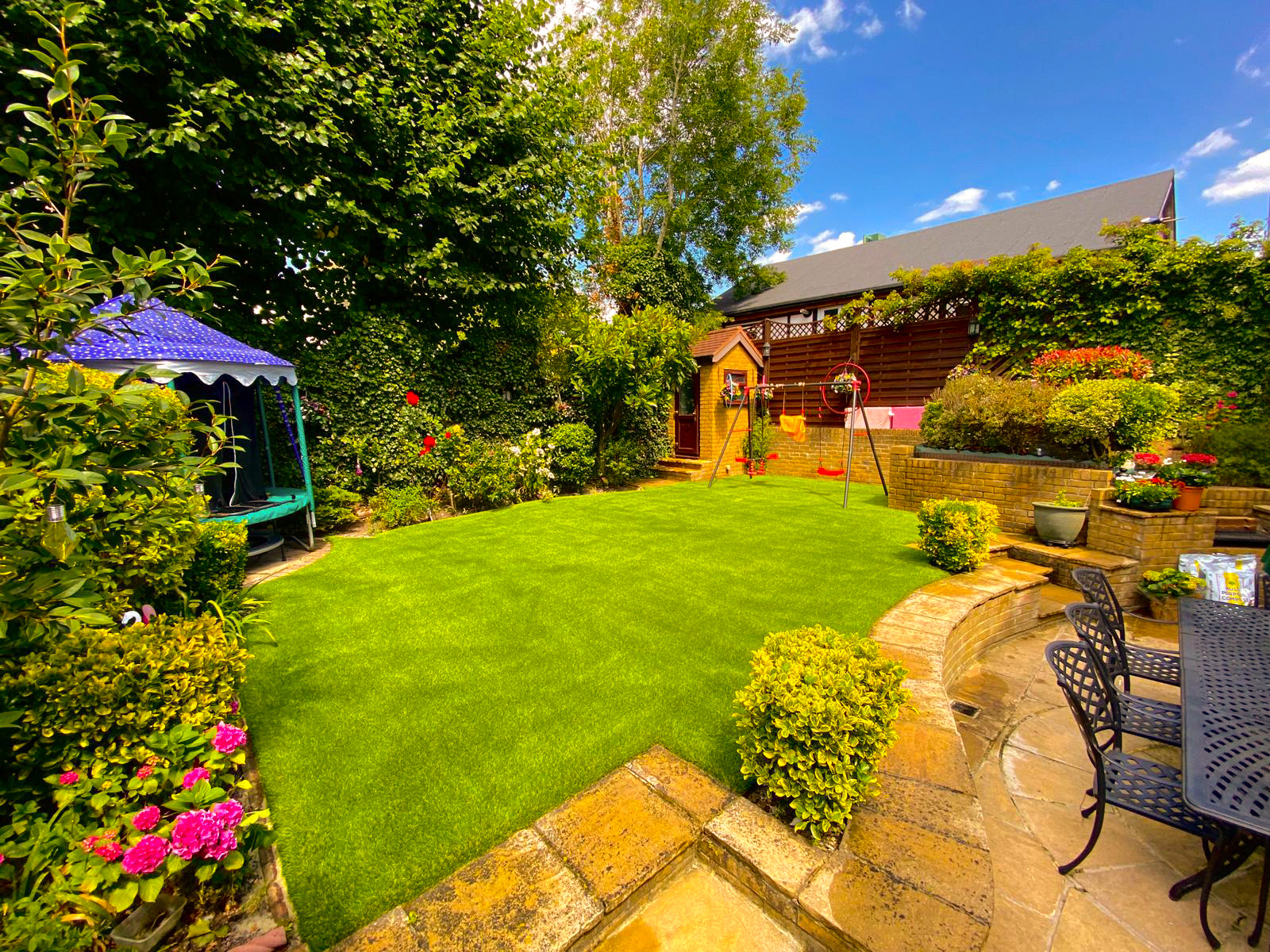 Artificial Grass Installation With Mayfair Easigrass 